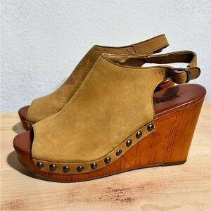 Lucky Brand Camel Wedge Sandals